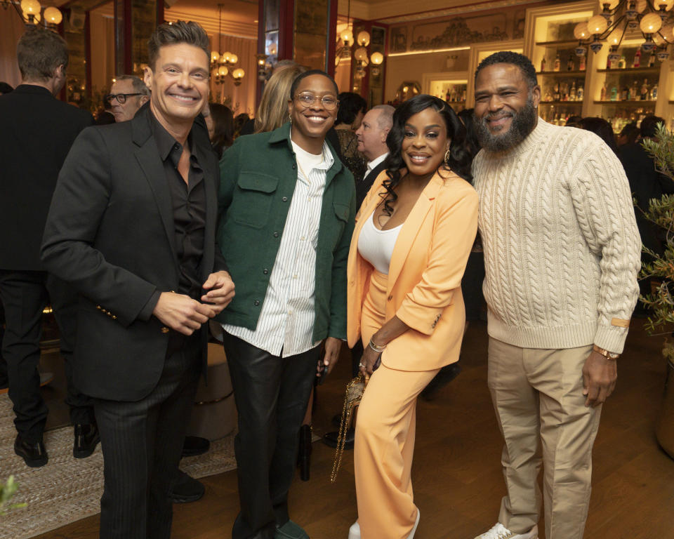 Ryan Seacrest, Jessica Betts, Niecy Nash-Betts and Anthony Anderson