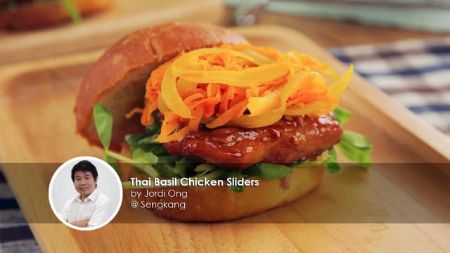 Thai-Basil-Chicken-Sliders-homecook-JordiOng