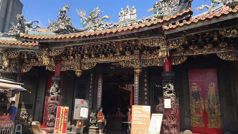 新竹城隍廟香火鼎盛，逢年過節遊客眾多。（示意圖／資料照）