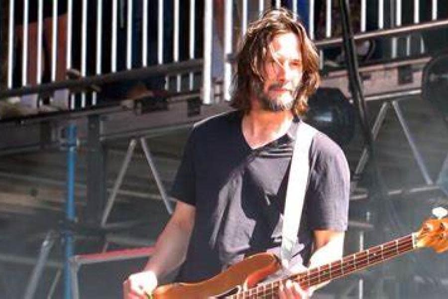 Keanu Reeves vuelve a la música con su banda “Dogstar”