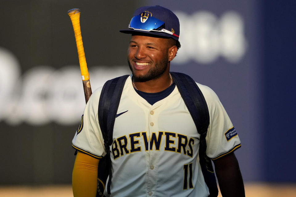 Milwaukee Brewers'' Jackson Chourio arrives prior to a spring training baseball game against the San Francisco Giants, Thursday, March 21, 2024, in Phoenix. (AP Photo/Matt York)