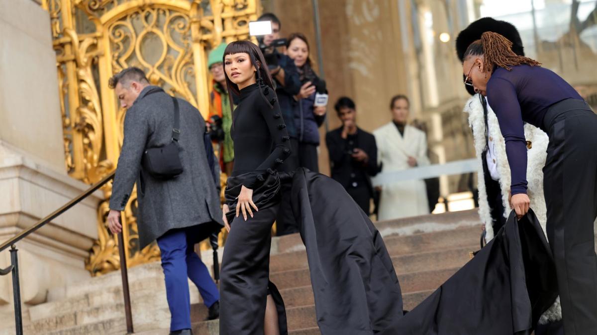 Zendaya Looks Regal in an Outrageously Cool Black Dress at Paris Fashion  Week