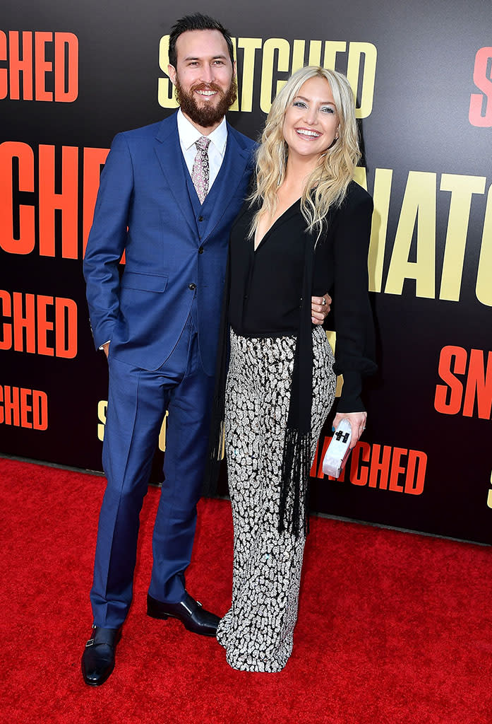 Kate Hudson debuted her new boyfriend, Danny Fujikawa, at the <em>Snatched</em> premiere in L.A. (Photo: Steve Granitz/WireImage)
