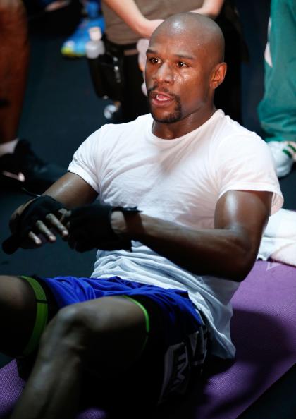 Floyd Mayweather Jr. works out in preparation for his fight against Marcos Maidana. (Getty)