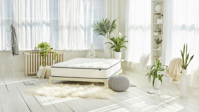 EcoCloud Mattress Review: Winkbeds' All-Natural Mattress - Video