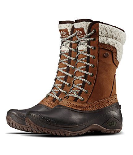 6) Shellista II Mid Snow Boot