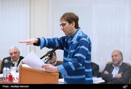 Iranian businessman Babak Zanjani appears during a court session in Tehran in this November 17, 2015 handout photo courtesy of Mizan Online News Agency. REUTERS/www.mizanonline.ir/Handout