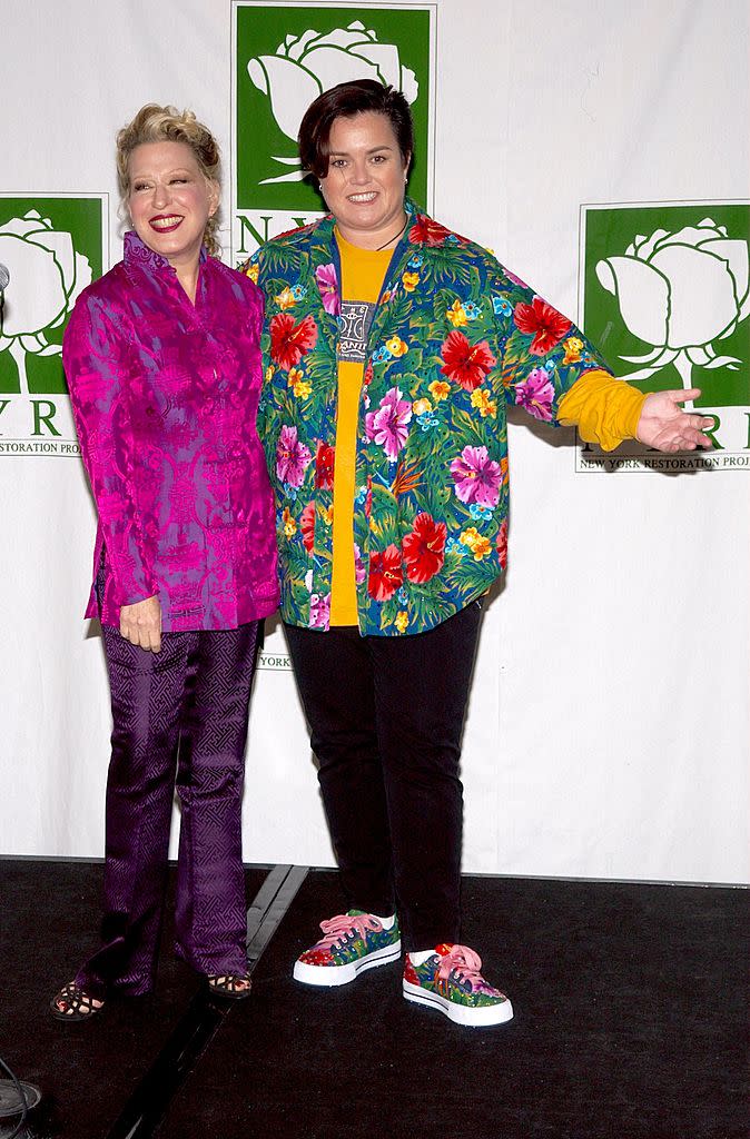 Bette Midler and Rosie O'Donnell appear at a 2002 event. (Photo: Lawrence Lucier/Getty Images)