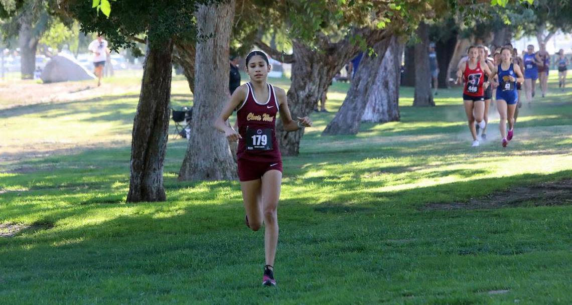 Clovis West freshman Cameron Macías won the Dennis DeWitt Invitational at Lions Town & Country Park in Madera on Aug. 27, 2022 with a time of 10:28.5 on the 3,000-meter course.