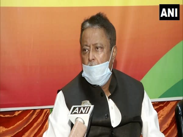 BJP leader Mukul Roy speaking to ANI in Kolkata on Saturday. Photo/ANI