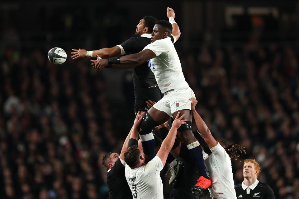 Maro Itoje has made a mess of New Zealand’s lineout so far (Getty Images)