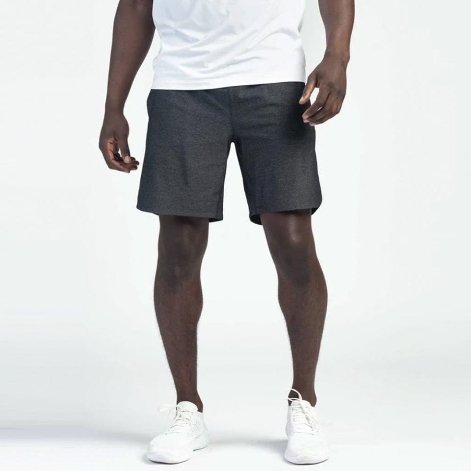 Rhone 8" Guru Shorts