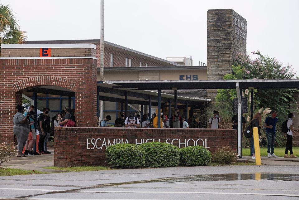 Members of the Escambia Education Association Local 7415 teachers union are asking the school district to provide more substantial pay raises than a $200 annual increase educators say was proposed in an initial round of bargaining.