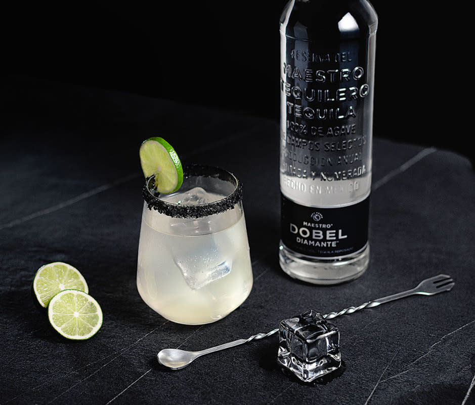 <p>Courtesy Image</p><p>The Black Diamond Margarita is made with the world's first <a href="https://www.mensjournal.com/food-drink/everything-to-know-about-cristalino-the-smoothe-new-category-of-tequila" rel="nofollow noopener" target="_blank" data-ylk="slk:cristalino tequila;elm:context_link;itc:0;sec:content-canvas" class="link ">cristalino tequila</a>, Maestro Dobel Diamante. Of course black diamond also refers to a category of ski slopes reserved for experts, placing this cocktail at the peak of easy margarita recipes.</p>Ingredients<ul><li>2 oz <a href="https://clicks.trx-hub.com/xid/arena_0b263_mensjournal?event_type=click&q=https%3A%2F%2Fgo.skimresources.com%2F%3Fid%3D106246X1712071%26xs%3D1%26xcust%3DMj-besttequilacocktails-aclausen-0224%26url%3Dhttps%3A%2F%2Fwww.reservebar.com%2Fproducts%2Fmaestro-dobel-diamante%2FGROUPING-39553.html&p=https%3A%2F%2Fwww.mensjournal.com%2Ffood-drink%2Ftequila-cocktails%3Fpartner%3Dyahoo&ContentId=ci02d58db58000278d&author=Austa%20Somvichian-Clausen&page_type=Article%20Page&partner=yahoo&section=reposado%20tequila&site_id=cs02b334a3f0002583&mc=www.mensjournal.com" rel="nofollow noopener" target="_blank" data-ylk="slk:Maestro Dobel Diamante;elm:context_link;itc:0;sec:content-canvas" class="link ">Maestro Dobel Diamante</a></li><li>0.5 oz agave syrup</li><li>0.5 oz lime juice</li><li>Black lava salt, for rim, like <a href="https://clicks.trx-hub.com/xid/arena_0b263_mensjournal?event_type=click&q=https%3A%2F%2Fwww.amazon.com%2FSaltverk-Ounces-Handcrafted-Gourmet-Flakes%2Fdp%2FB017NZFWA2%3FlinkCode%3Dll1%26tag%3Dmj-yahoo-0001-20%26linkId%3D2c2c81e9db725ba6d9dc700586666b49%26language%3Den_US%26ref_%3Das_li_ss_tl&p=https%3A%2F%2Fwww.mensjournal.com%2Ffood-drink%2Ftequila-cocktails%3Fpartner%3Dyahoo&ContentId=ci02d58db58000278d&author=Austa%20Somvichian-Clausen&page_type=Article%20Page&partner=yahoo&section=reposado%20tequila&site_id=cs02b334a3f0002583&mc=www.mensjournal.com" rel="nofollow noopener" target="_blank" data-ylk="slk:Saltverk Lava Sea Salt;elm:context_link;itc:0;sec:content-canvas" class="link ">Saltverk Lava Sea Salt</a></li><li>Lime wedge, for garnish</li></ul>Directions<ol><li>Rim rocks glasses with black lava salt and fill with ice.</li><li>Place ingredients, except garnish, in a shaker with ice.</li><li>Shake and strain into rocks glasses.</li><li>Garnish with lime wedge.</li></ol>