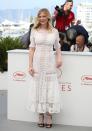 <p>L’actrice a fait dans la dentelle pour le photocall du film “The Beguiled”.<br>Crédit : Getty </p>