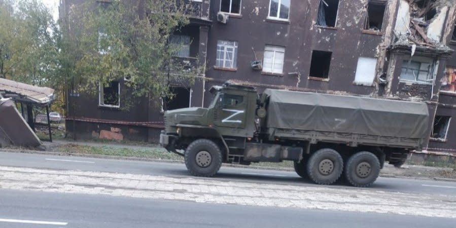 An increase in the number of invaders and military equipment is recorded in Mariupol