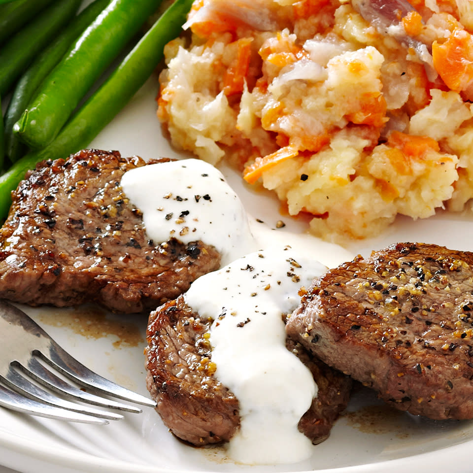 Beef Medallions with Horseradish Sauce