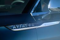 <p>2020 Lincoln Aviator</p>