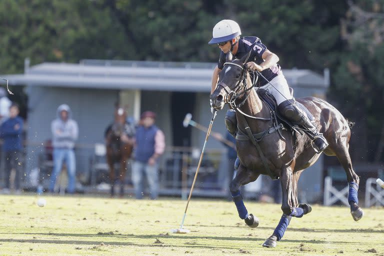 Santiago Chavanne es un talentoso que por propia decisión se alejó de la Triple Corona; el número 3 resultó distinguido como el mejor polista de la final del Campeonato Nacional Intercircuitos.