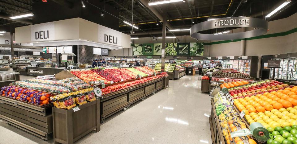 Produce at the new Publix location opening on January 10, 2024 at 2500 Terra Crossing Blvd.