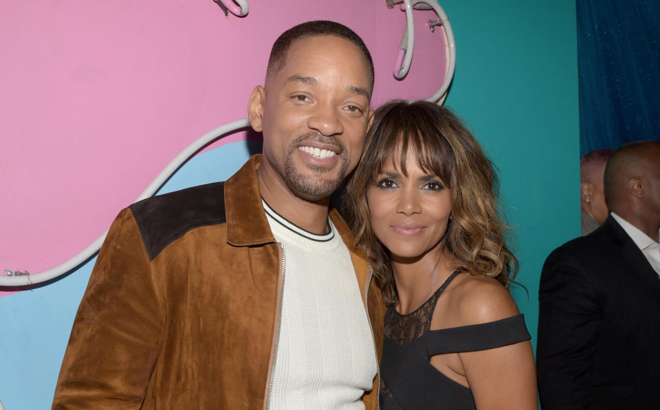 BURBANK, CALIFORNIA - APRIL 09:  (EXCLUSIVE ACCESS, SPECIAL RATES APPLY) MTV Generation Award Honoree Will Smith (L) and actress Halle Berry pose backstage at the 2016 MTV Movie Awards at Warner Bros. Studios on April 9, 2016 in Burbank, California.  MTV Movie Awards airs April 10, 2016 at 8pm ET/PT.  (Photo by Jason Kempin/MTV1415/Getty Images for MTV)