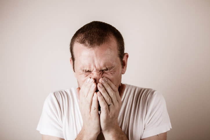 La contaminación fortalecería a las bacterias que afectan las vías respiratorias. – Foto: Trevor Williams/Getty Images