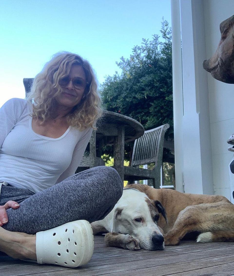 Kevin Bacon Posts Tribute After Dog Lilly Dies