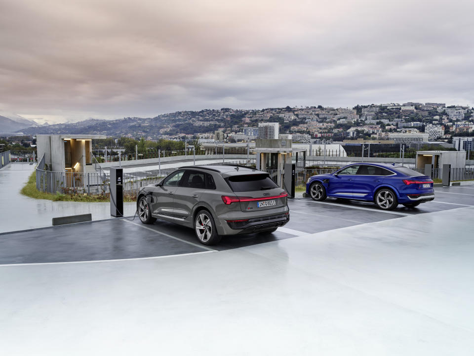 <p>Audi Q8 e-tron quattro and the tech behind it</p> 