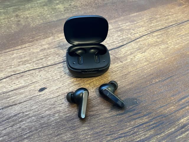 JBL Live Pro 2 True Wireless Earbuds