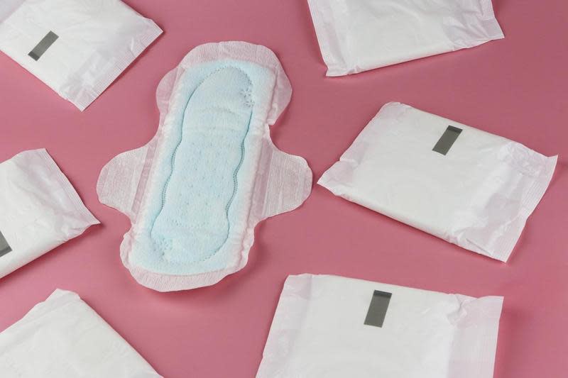 夏天生理期讓許多女生不適，網友推薦使用涼感衛生棉，用過就回不去了。（示意圖，Pixabay）