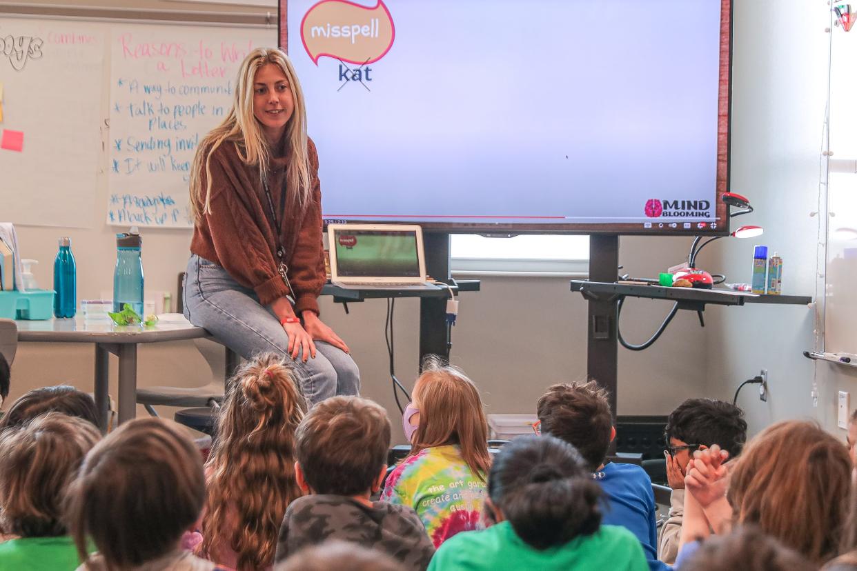 Bear Creek Elementary school 3rd grade teacher Lindsey Hanna teaches unmasked in her classroom on March 7, 2022. March 7 is the first day that Austin Independent School District students will be allowed in school without masks.