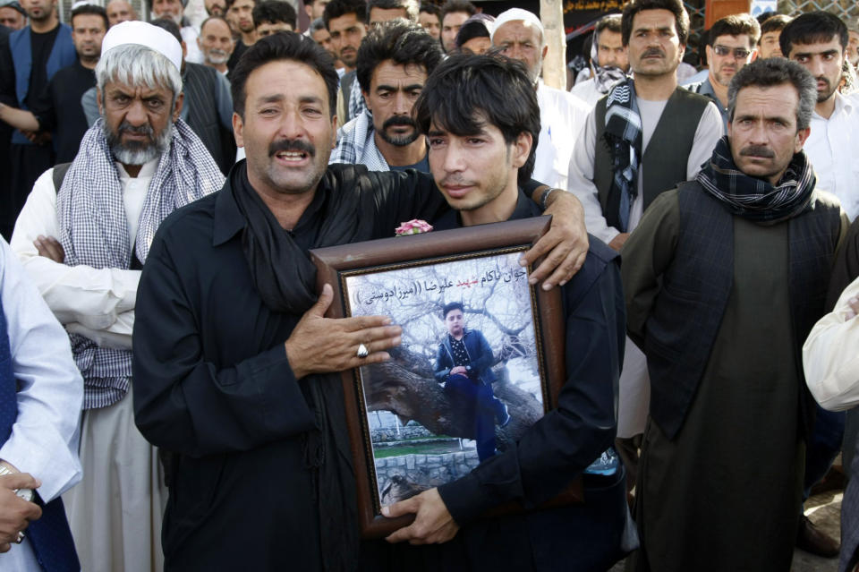 Deadly suicide bombing at Shiite mosque in Herat