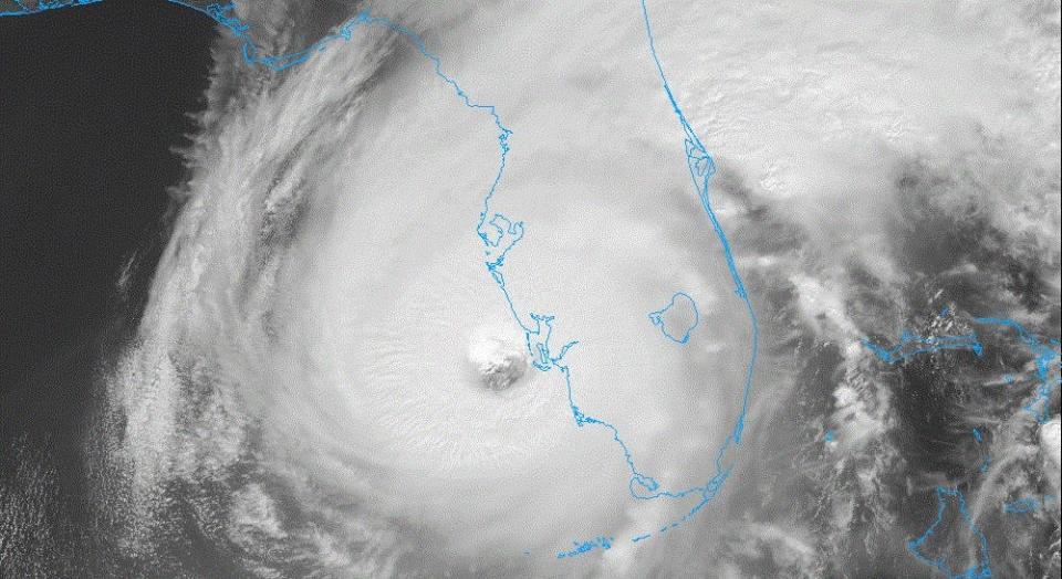 A GOES satellite view of the eye of Hurrican Ian.