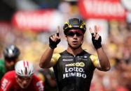 Cycling - Tour de France - The 181-km Stage 8 from Dreux to Amiens Metropole - July 14, 2018 - LottoNL-Jumbo rider Dylan Groenewegen of the Netherlands wins the stage. REUTERS/Benoit Tessier