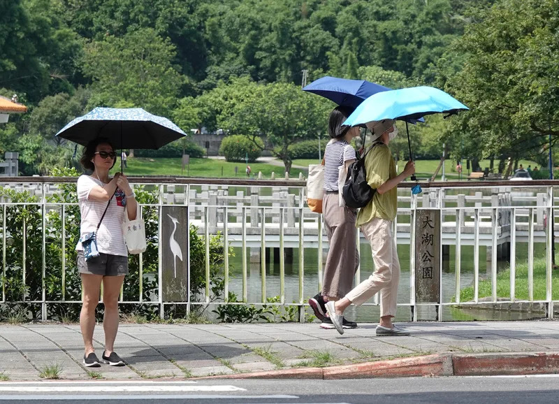 &#x004e2d;&#x00592e;&#x006c23;&#x008c61;&#x005c40;&#x0091dd;&#x005c0d;13&#x007e23;&#x005e02;&#x00767c;&#x005e03;&#x009ad8;&#x006eab;&#x007279;&#x005831;&#x003002;&#x008cc7;&#x006599;&#x007167;&#x007247;&#x00ff1a;&#x004e2d;&#x00592e;&#x00793e;