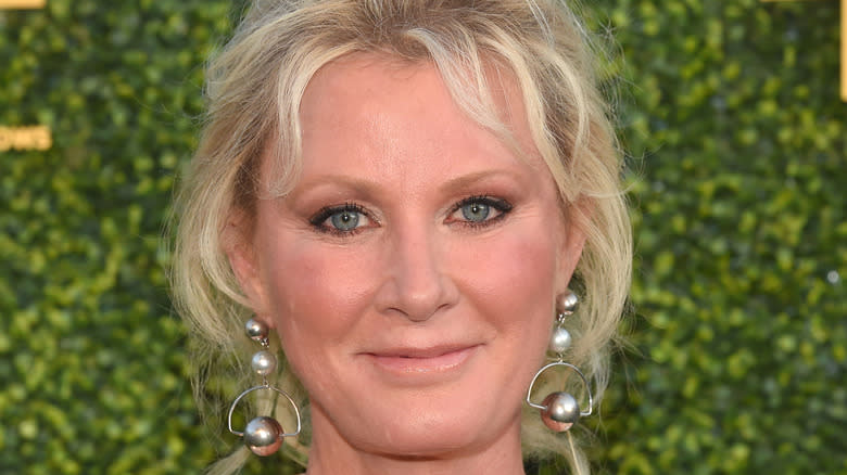 Sandra Lee smirking