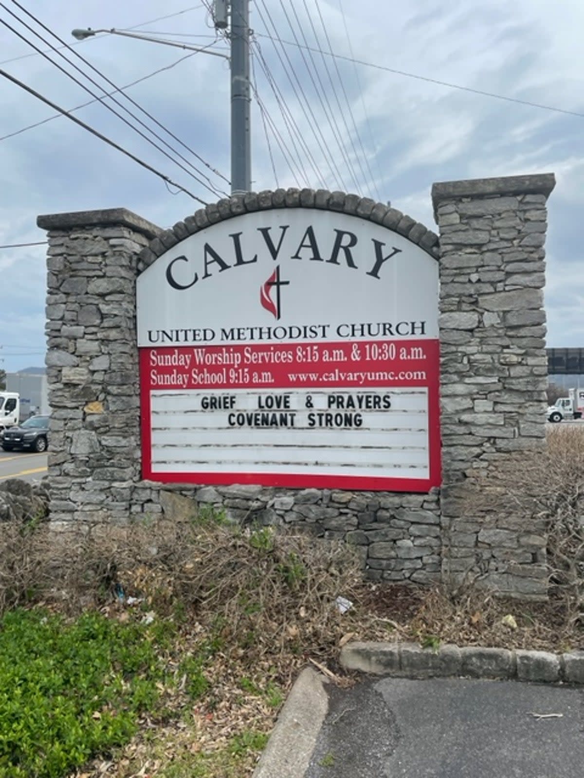 Nearby churches and businesses offered messages of support on Friday as Nashville began to lay to rest the first of six school shooting victims (Sheila Flynn)