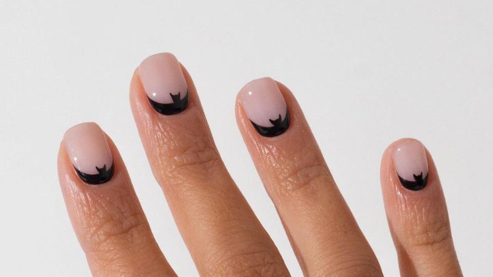 Bat nails 