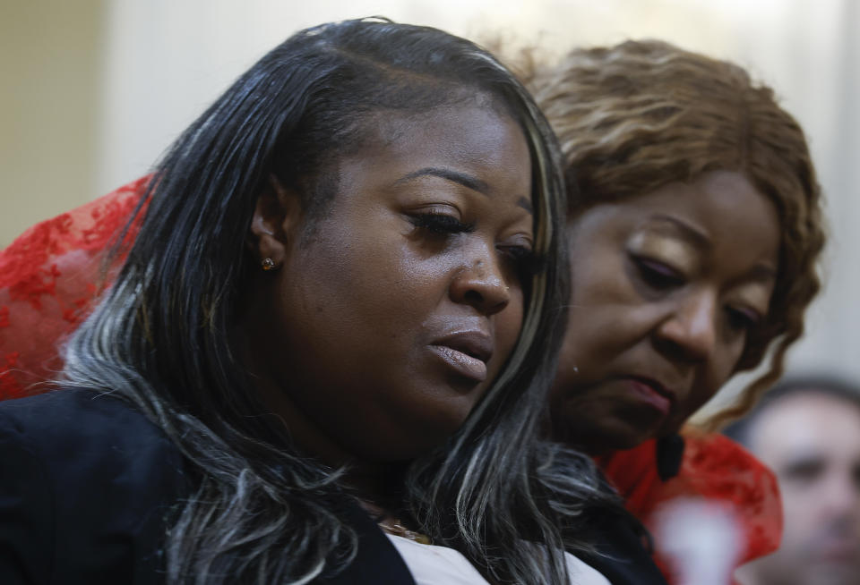 Wandrea Moss, left, with her mother Ruby Freeman