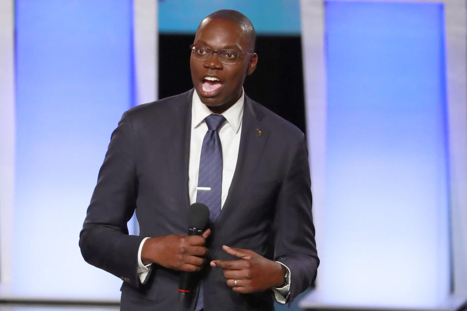 Michigan Lt. Gov. Garlin Gilchrist fired up the crowd before the Wednesday night debate among Democratic presidential candidates in Detroit. (Photo: Lucas Jackson / Reuters)