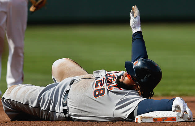 Prince Fielder says he doesn't know how to slide, here are 25 photos  proving him right