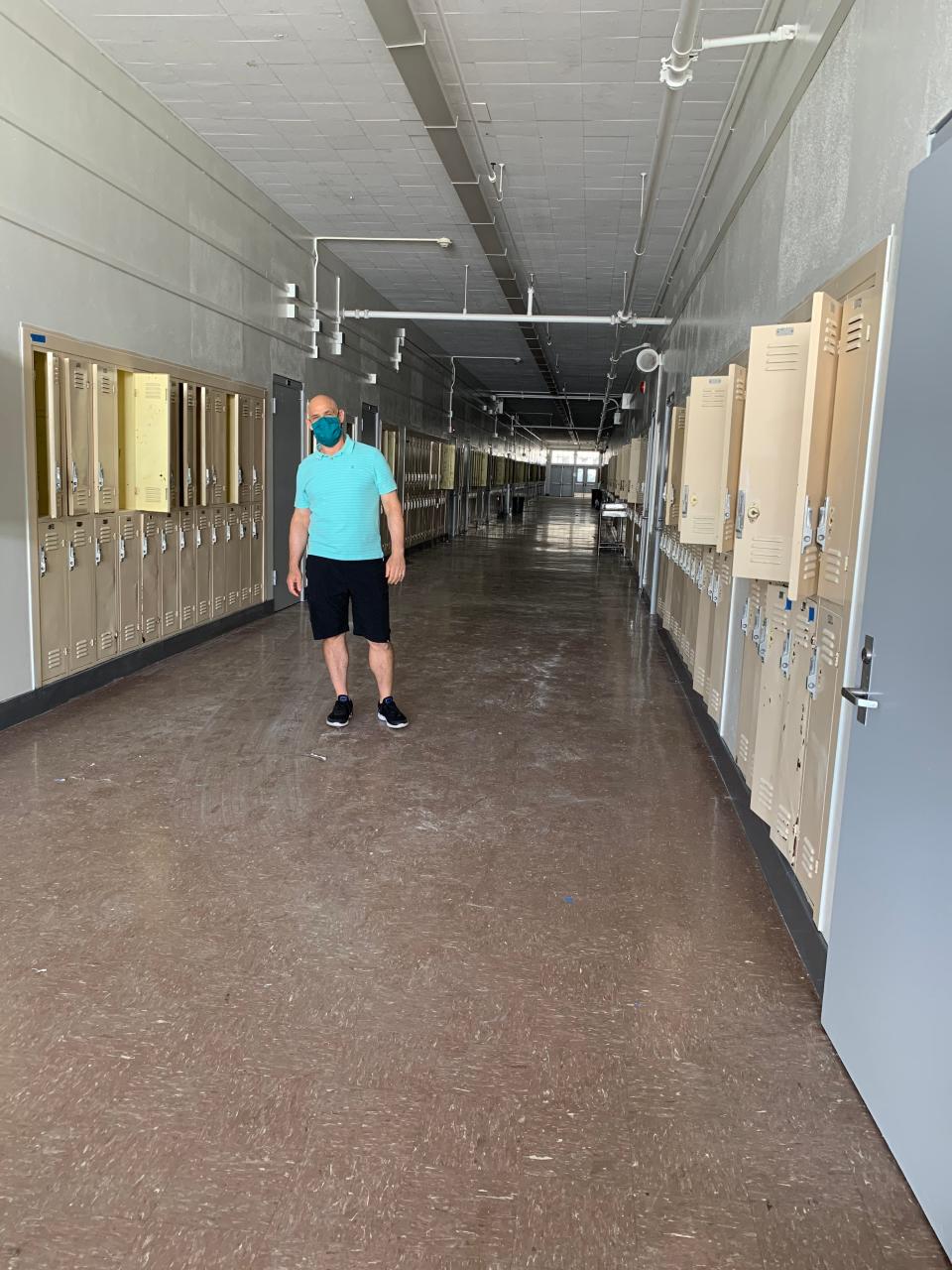 Larry Strauss, who is teaching remote summer school for Venice (Calif.) High School students, at the deserted school on July 25, 2020.