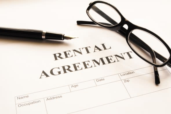 rental agreement form on...