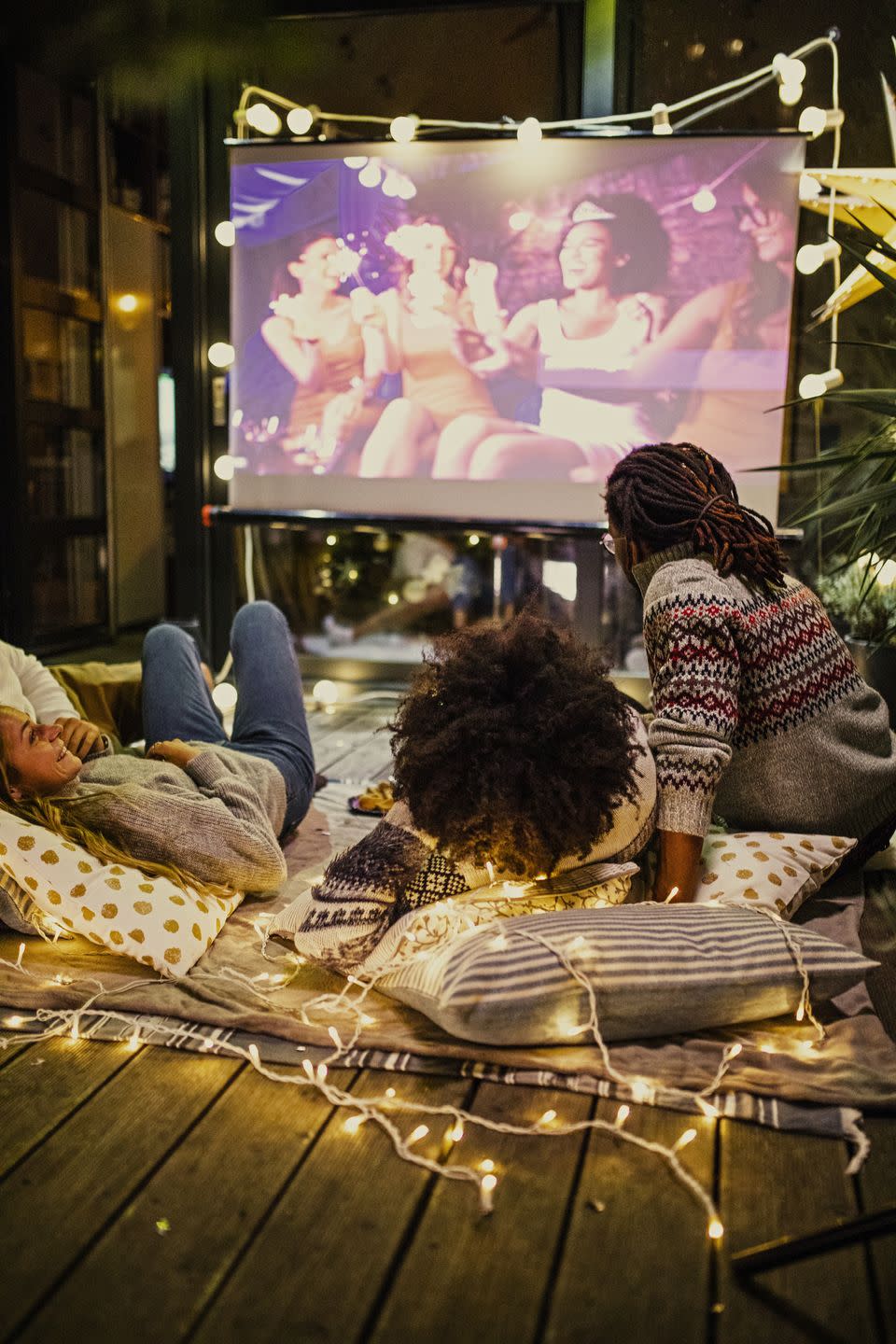 <p>The best way to unwind on Thanksgiving is with a cozy fall movie. Build a pillow fort, pop some popcorn (or heat up some leftovers), and snuggle in to watch a film. If you want to get a head start on the holidays, watch a <a href="https://www.goodhousekeeping.com/holidays/christmas-ideas/g30284494/best-christmas-movies-on-netflix/" rel="nofollow noopener" target="_blank" data-ylk="slk:Christmas movie;elm:context_link;itc:0;sec:content-canvas" class="link ">Christmas movie</a>. </p><p><strong>RELATED: </strong><a href="https://www.goodhousekeeping.com/life/entertainment/g28169124/fall-movies-on-netflix/" rel="nofollow noopener" target="_blank" data-ylk="slk:20 Best Fall Movies on Netflix That Are Essential to the Season;elm:context_link;itc:0;sec:content-canvas" class="link ">20 Best Fall Movies on Netflix That Are Essential to the Season</a></p>