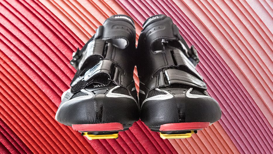wide-indoor-cycling-shoes.jpg