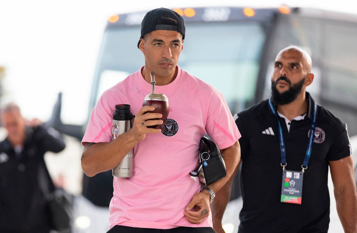 Inter Miami forward Luis Suárez (9) arrives to Chase Stadium before the start of his CONCACAF Champions Cup quarterfinal soccer match against Monterrey at Chase Stadium on Wednesday, April 3, 2024, in Fort Lauderdale, Fla.