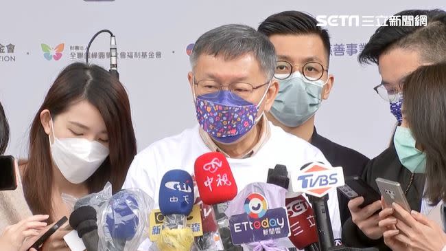 北捷大虧50億仍發4.4個月年終？台北市長柯文哲稱「疫情來又不是他們不努力」。
