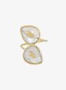 <p>96€</p><br><a href="https://www.placedestendances.com/fr/fr/be-maad-bague-a-pierres-en-laiton-dore-dore-femme-4438292" rel="nofollow noopener" target="_blank" data-ylk="slk:Acheter;elm:context_link;itc:0;sec:content-canvas" class="link ">Acheter</a>