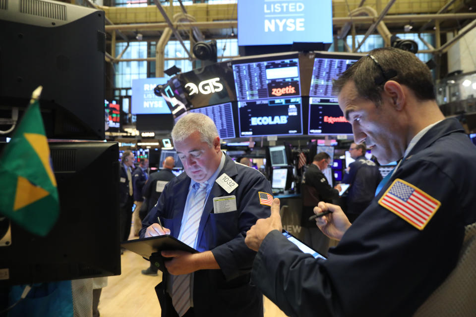 NEW YORK, NEW YORK - SEPTEMBER 30: Traders work of the floor of the New York Stock Exchange (NYSE) on September 30, 2019 in New York City. Markets around the world continue to be volatile following political uncertainties in America, Britain and China.  (Photo by Spencer Platt/Getty Images)