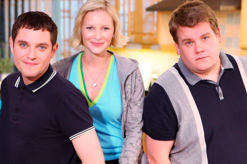 STRICTLY EMBARGOED UNTIL 00.01 hrs  TUESDAY 17TH  NOVEMBER 2009 PICTURE SHOWS: RUTH JONES AS NESSA, MATHEW HORNE AS GAVIN, JOANNA PAGE AS STACEY AND JAMES CORDEN AS SMITHY